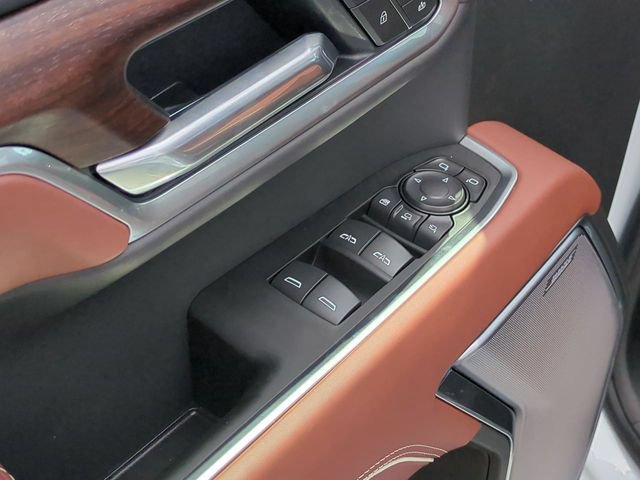 2026 GMC Sierra 3500HD Denali Ultimate - Photo 23