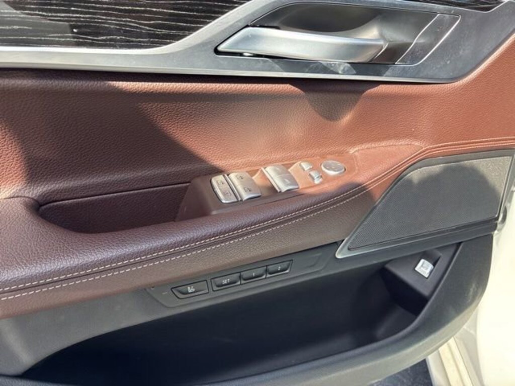 Used 2022 BMW 7 Series 740i