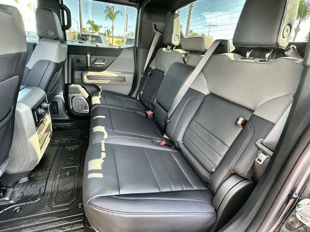2025 GMC HUMMER EV 2X - Photo 27