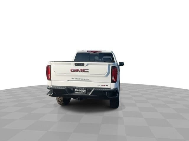 2026 GMC Sierra 1500 AT4X - Photo 8