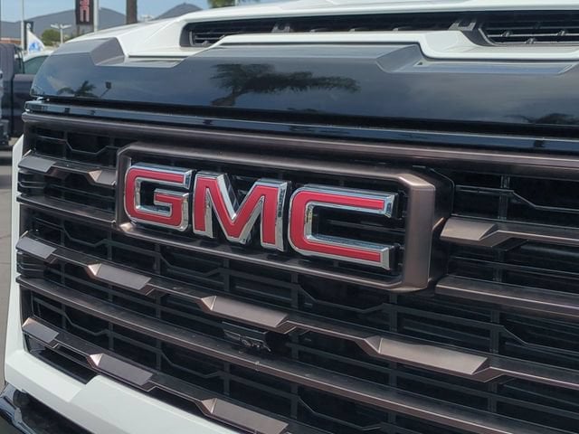 2026 GMC Sierra 2500HD AT4X - Photo 32