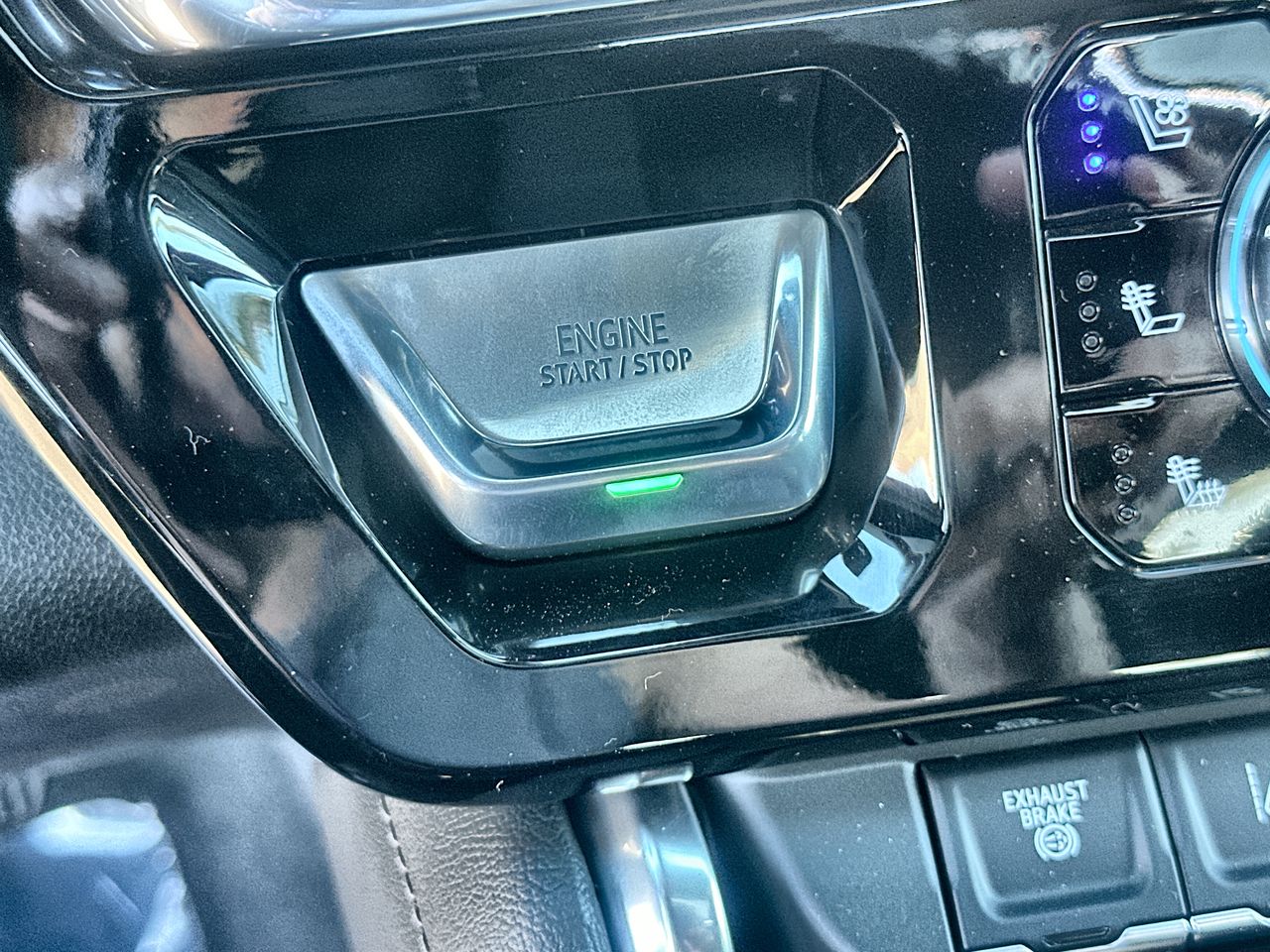 2026 GMC Sierra 2500HD Denali - Photo 54