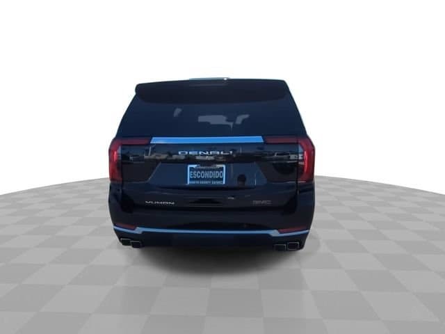 2026 GMC Yukon Denali - Photo 8