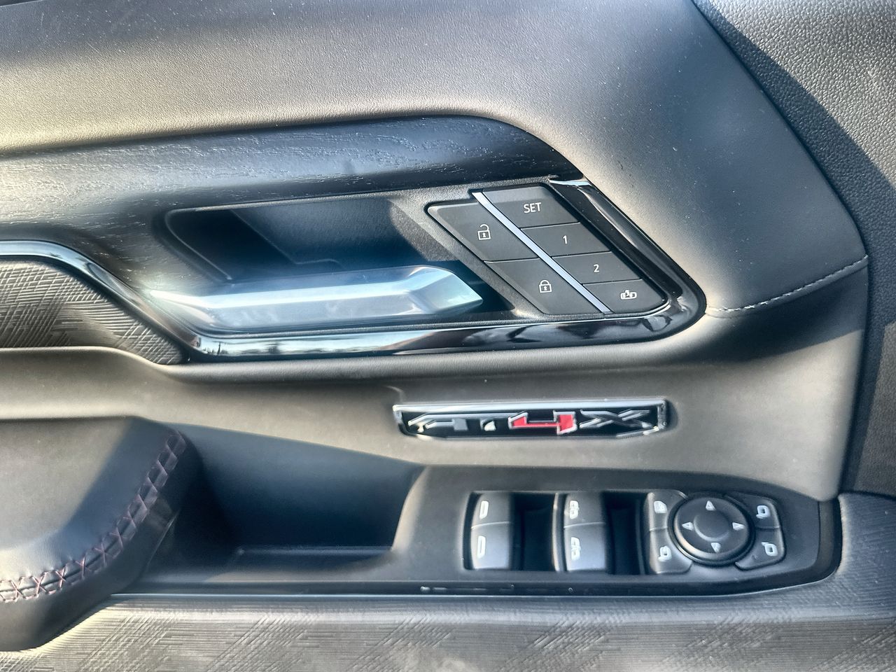 2026 GMC Sierra 1500 AT4X - Photo 59