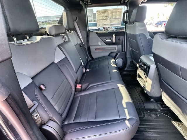 2025 GMC HUMMER EV 2X - Photo 29