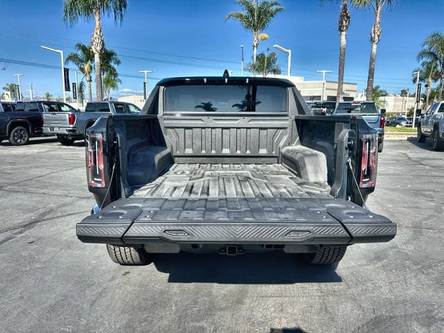 2025 GMC HUMMER EV 2X - Photo 28