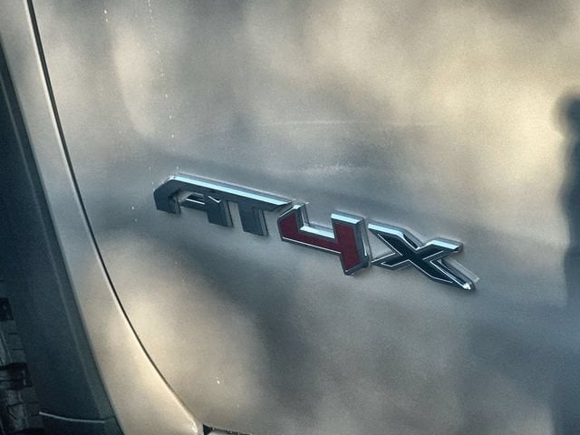 2026 GMC Sierra 1500 AT4X - Photo 33
