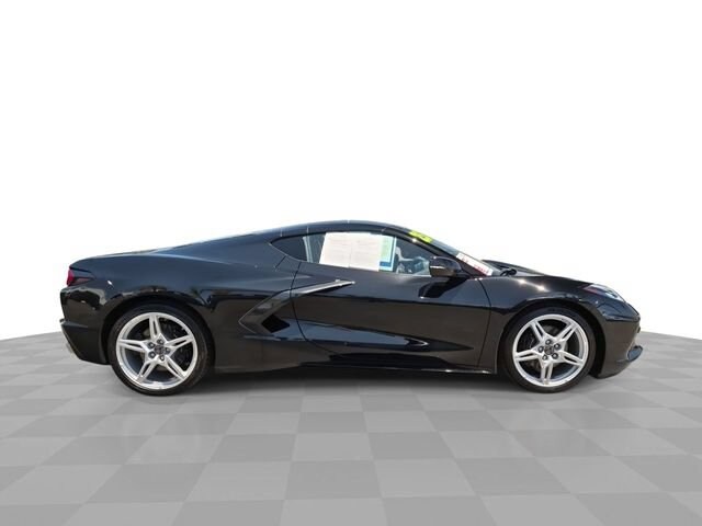 2025 Chevrolet Corvette 2LT - Photo 10