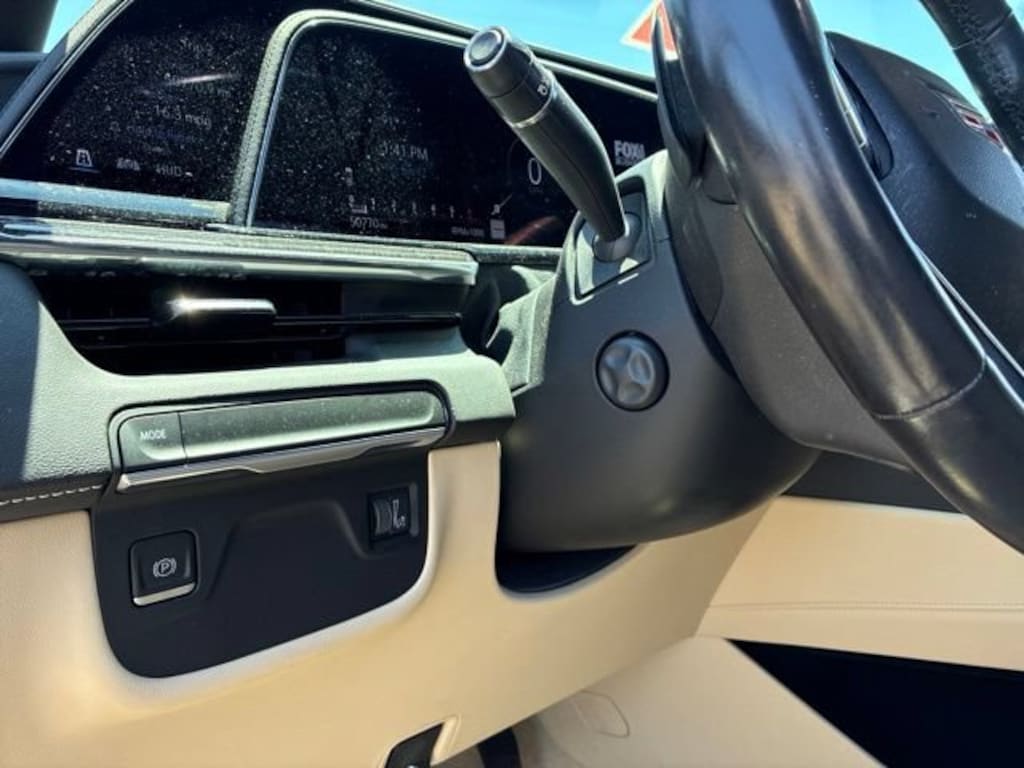 Used 2022 CADILLAC Escalade Premium Luxury SUV