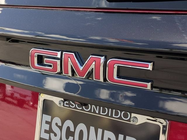 2026 GMC Acadia AT4 - Photo 32