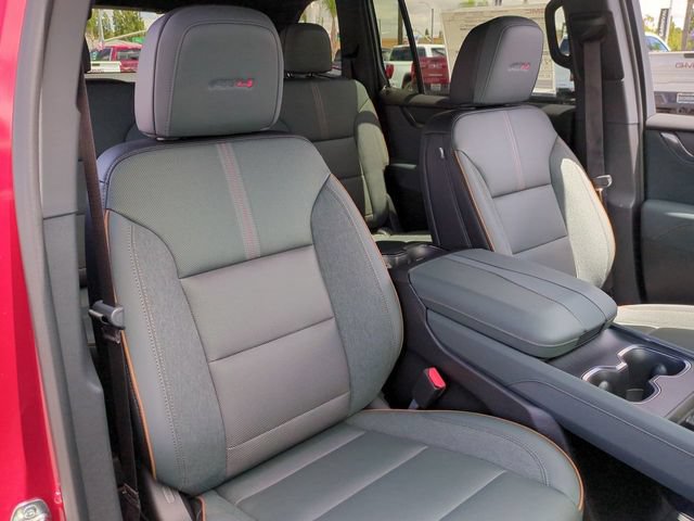 2026 GMC Acadia AT4 - Photo 29