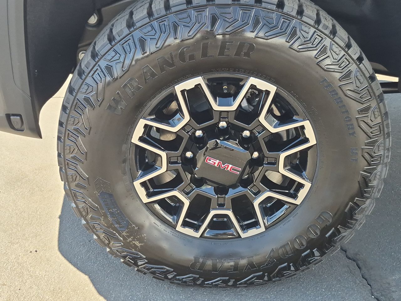 2026 GMC Sierra 2500HD AT4X - Photo 72