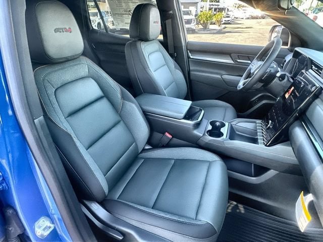 2026 GMC Terrain AT4 - Photo 30
