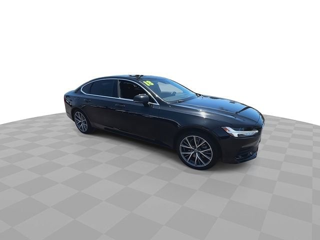 LVY982MK8JP039511