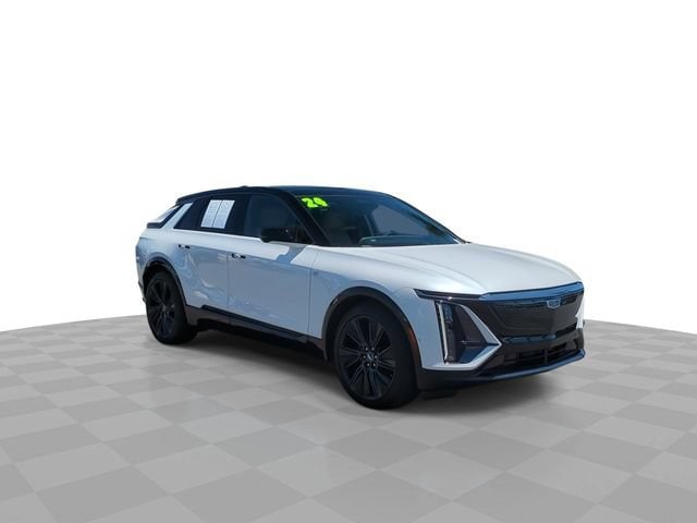 Used 2024 Cadillac LYRIQ Sport 3 with VIN 1GYKPWRL8RZ131572 for sale in Escondido, CA