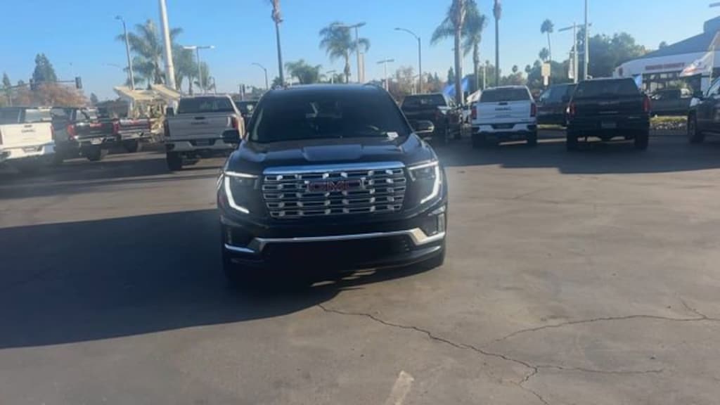 New 2026 GMC Acadia Denali SUV