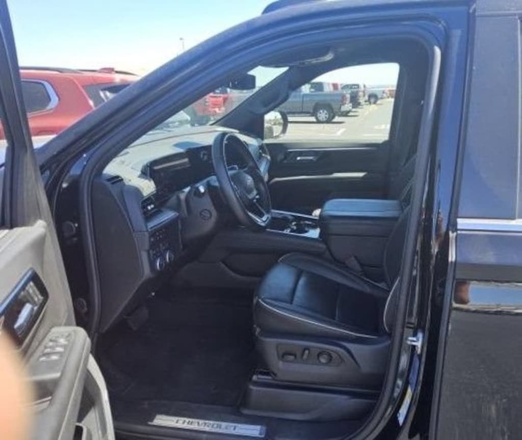 Used 2025 Chevrolet Tahoe Premier SUV