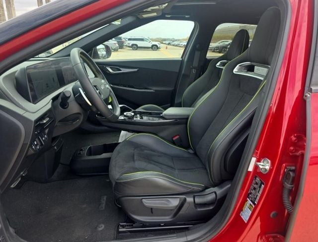 2023 Kia EV6 GT photo 4