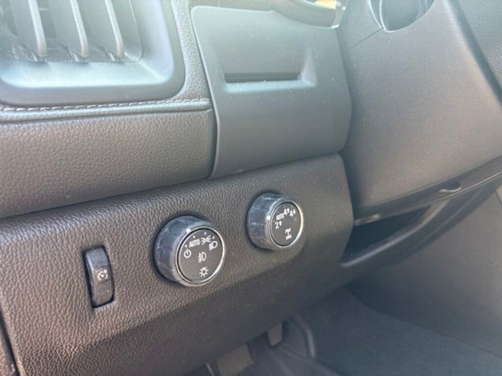 Used 2021 GMC Canyon Elevation Truck Crew Cab