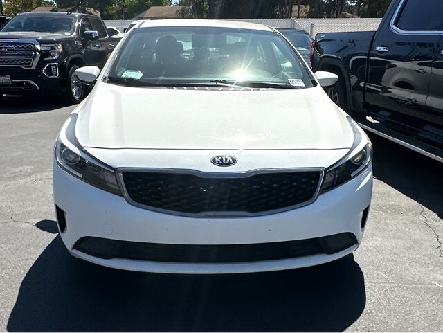 2017 Kia Forte LX Base photo 2
