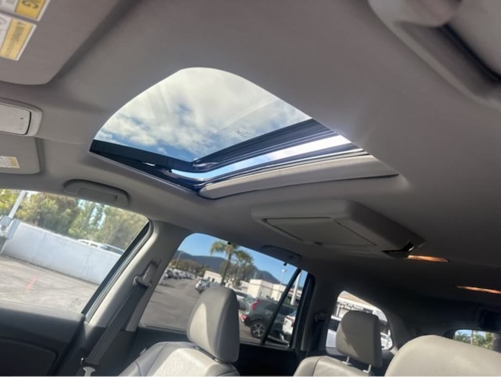 Used 2019 Honda Pilot Touring 8-Passenger FWD SUV