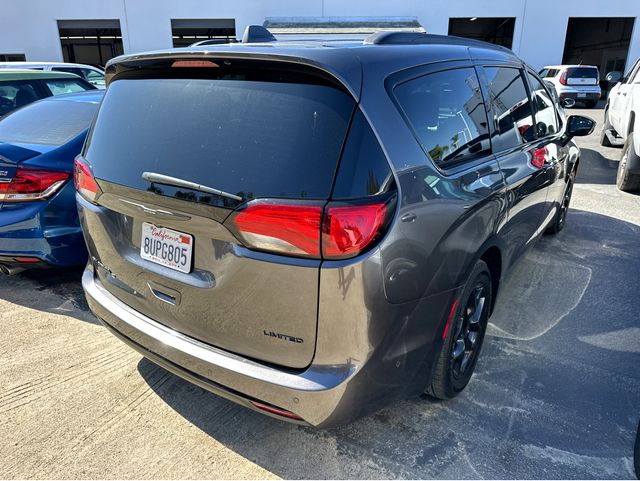 2020 Chrysler Pacifica Limited photo 6