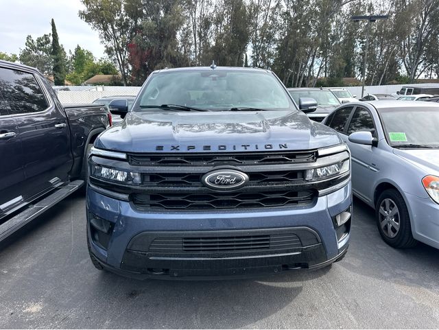 2023 Ford Expedition Limited photo 2