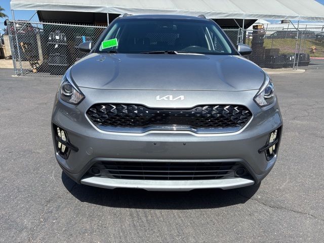 2022 Kia Niro LXS SE photo 2