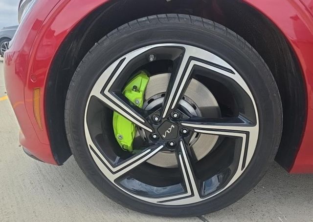 2023 Kia EV6 GT photo 3