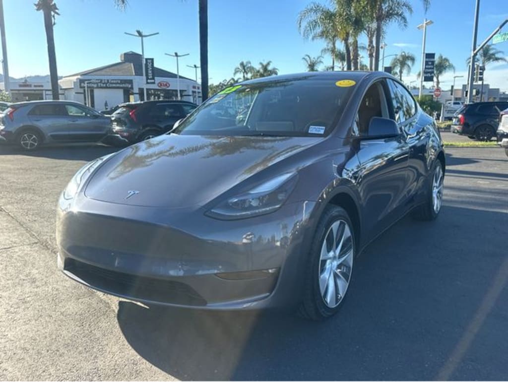 Used 2023 Tesla Model Y Long Range SUV