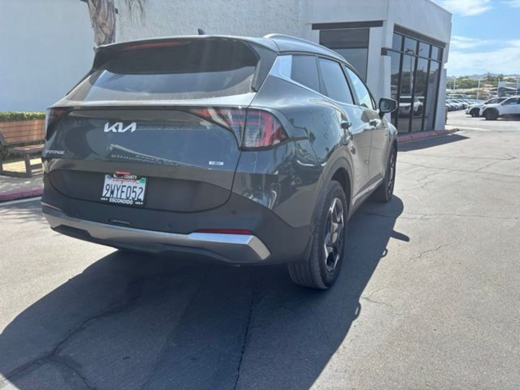Certified 2026 Kia Sportage Hybrid EX SUV