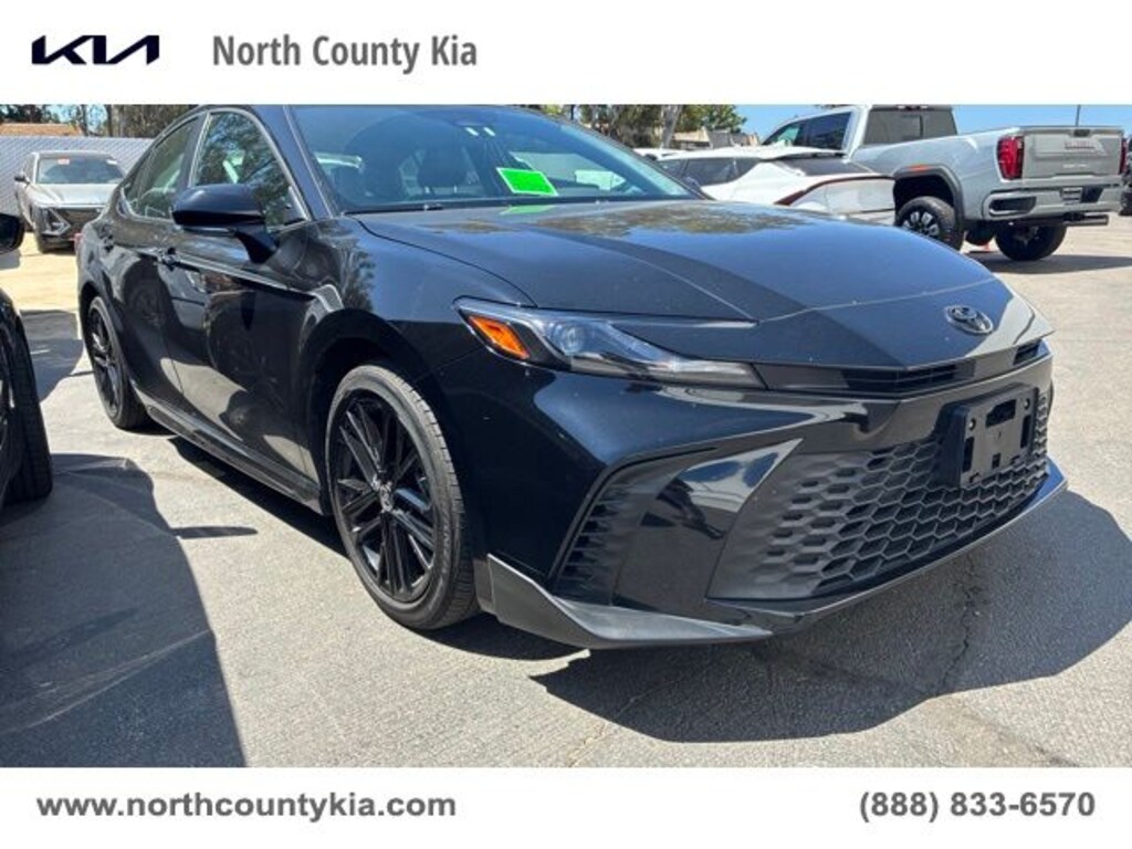 Used 2025 Toyota Camry SE Sedan