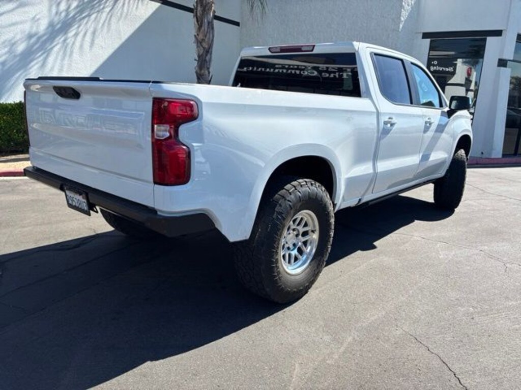 Used 2022 Chevrolet Silverado 1500 LT w/1LT Truck Crew Cab