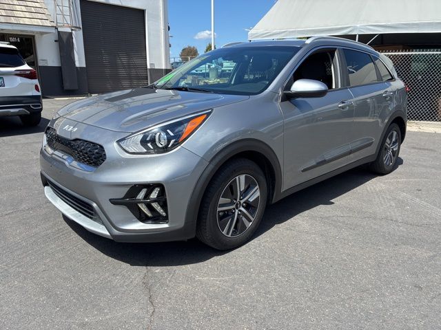 2022 Kia Niro LXS SE photo 3