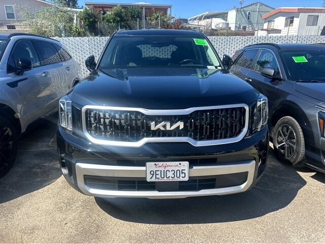2023 Kia Telluride EX photo 2