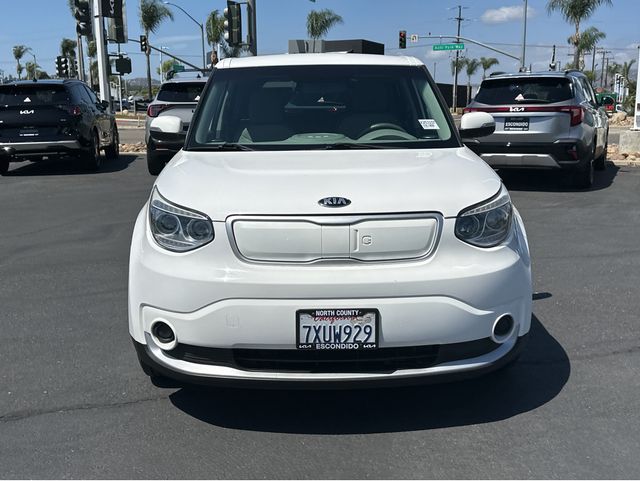 Used 2015 Kia Soul EV Base with VIN KNDJP3AE8F7002302 for sale in Escondido, CA