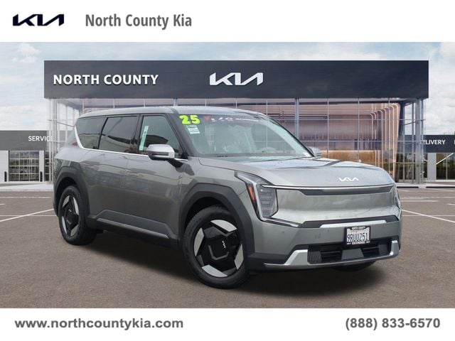 2025 Kia EV9 Light L/R's photo