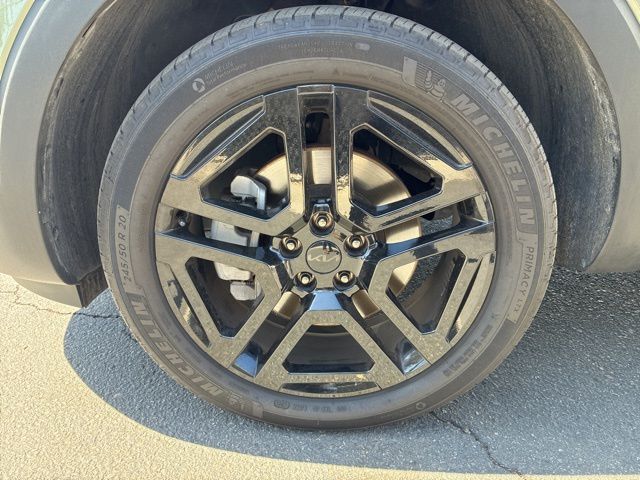 2025 Kia Telluride EX photo 4