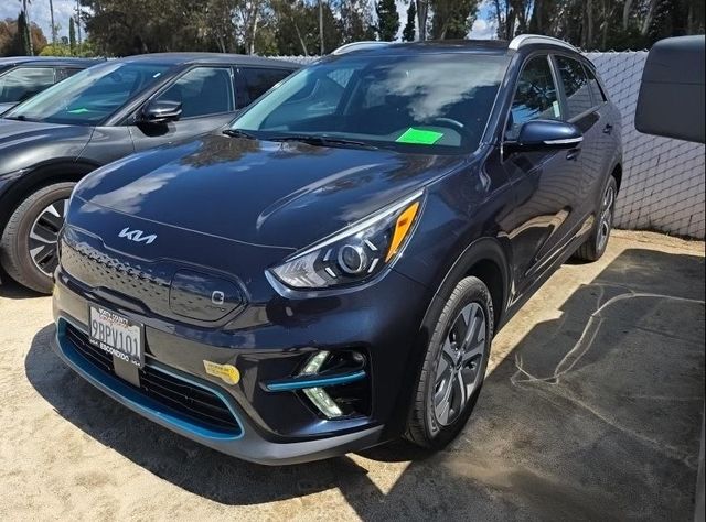 2022 Kia Niro EV S photo 2