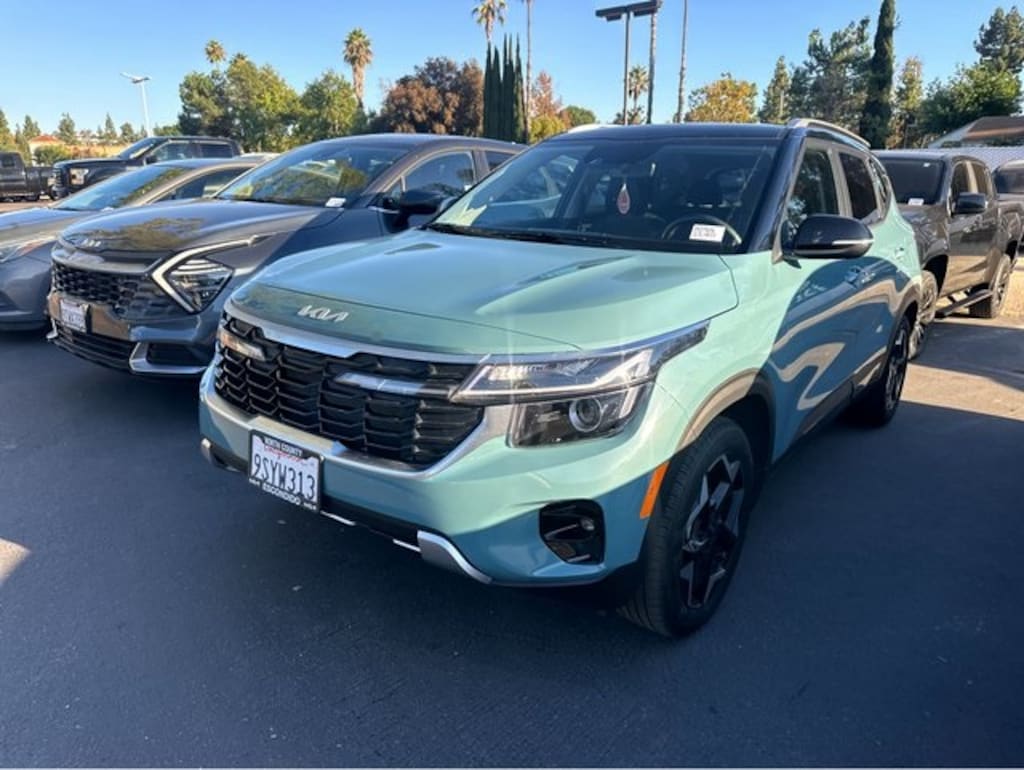 Certified 2025 Kia Seltos S SUV
