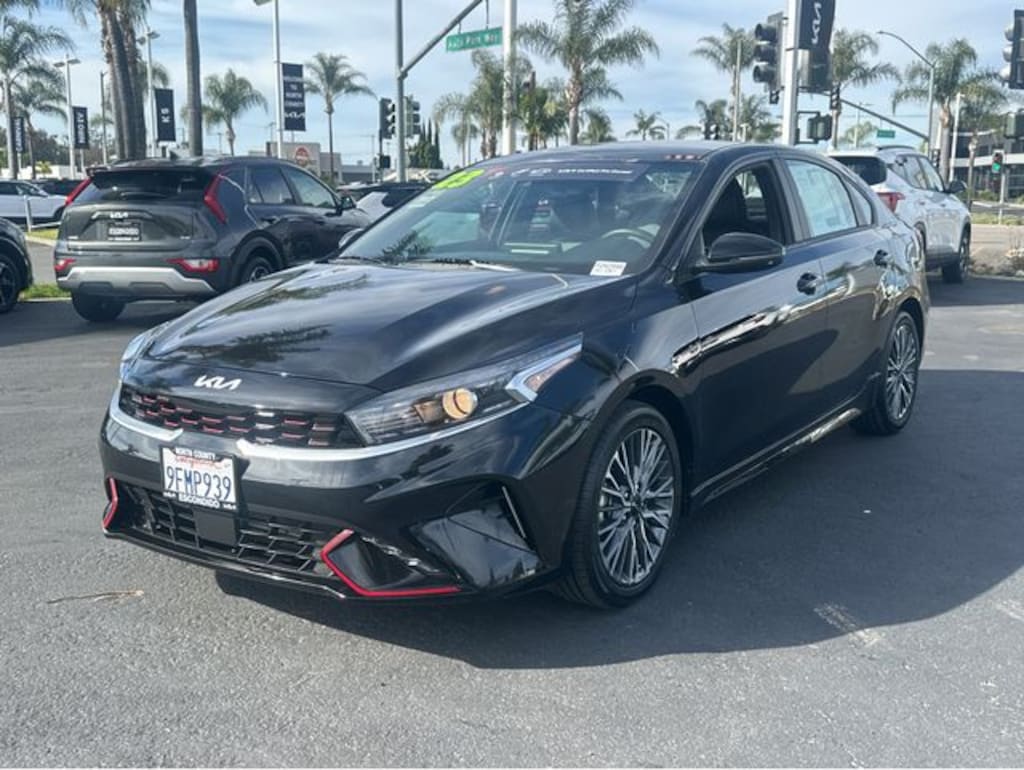 Certified 2023 Kia Forte GT-Line Sedan