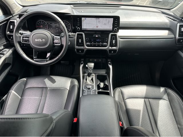 2022 Kia Sorento S photo 6