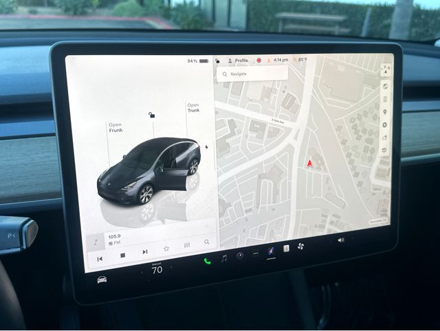 2023 Tesla Model Y Long Range photo 3