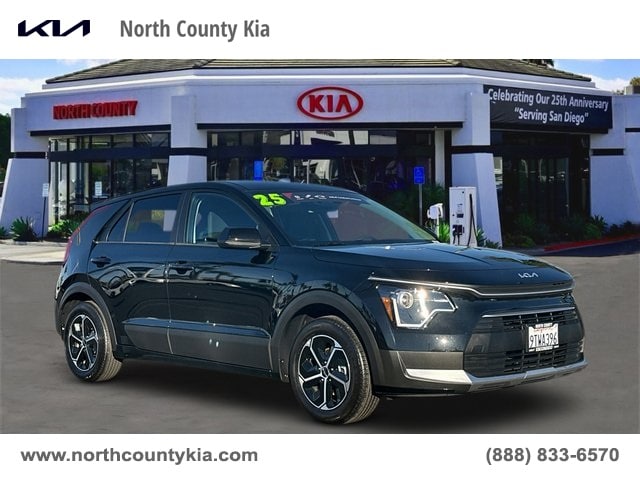 2025 Kia Niro LX's photo
