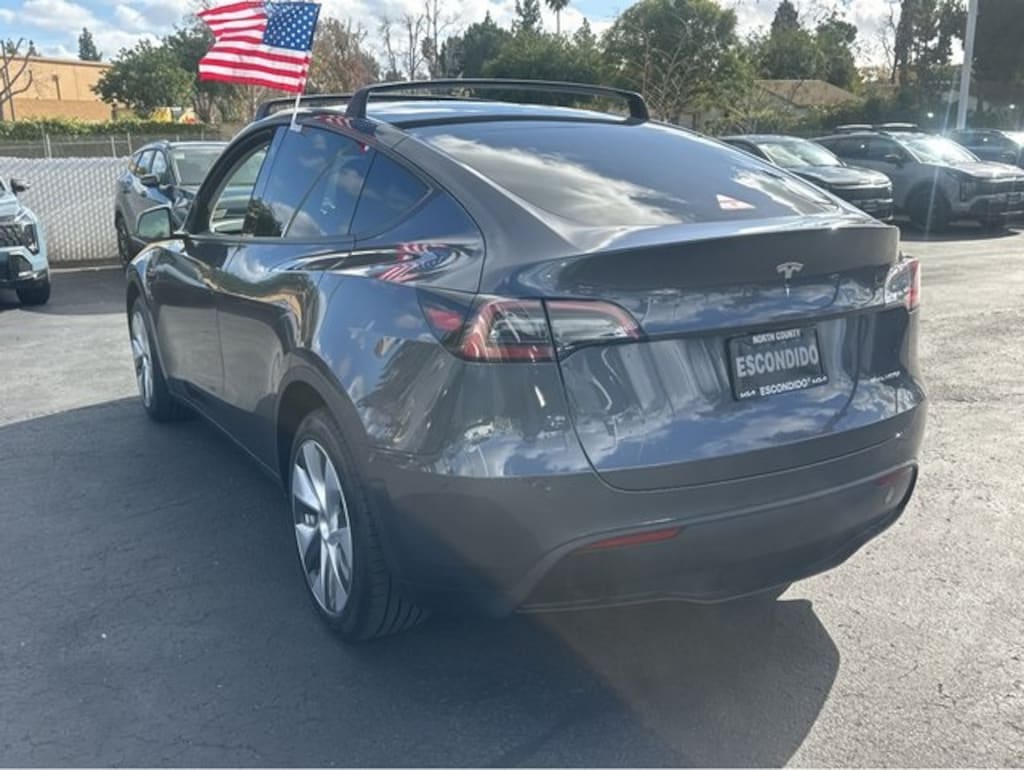 Used 2023 Tesla Model Y Long Range SUV