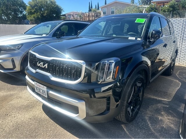 2023 Kia Telluride EX photo 3