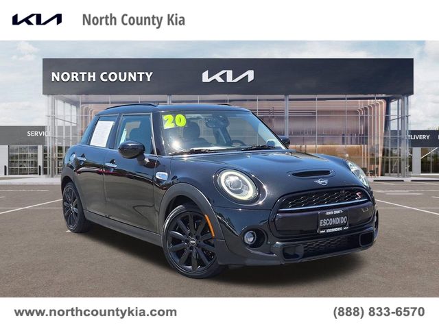 2020 MINI Hardtop Cooper S's photo