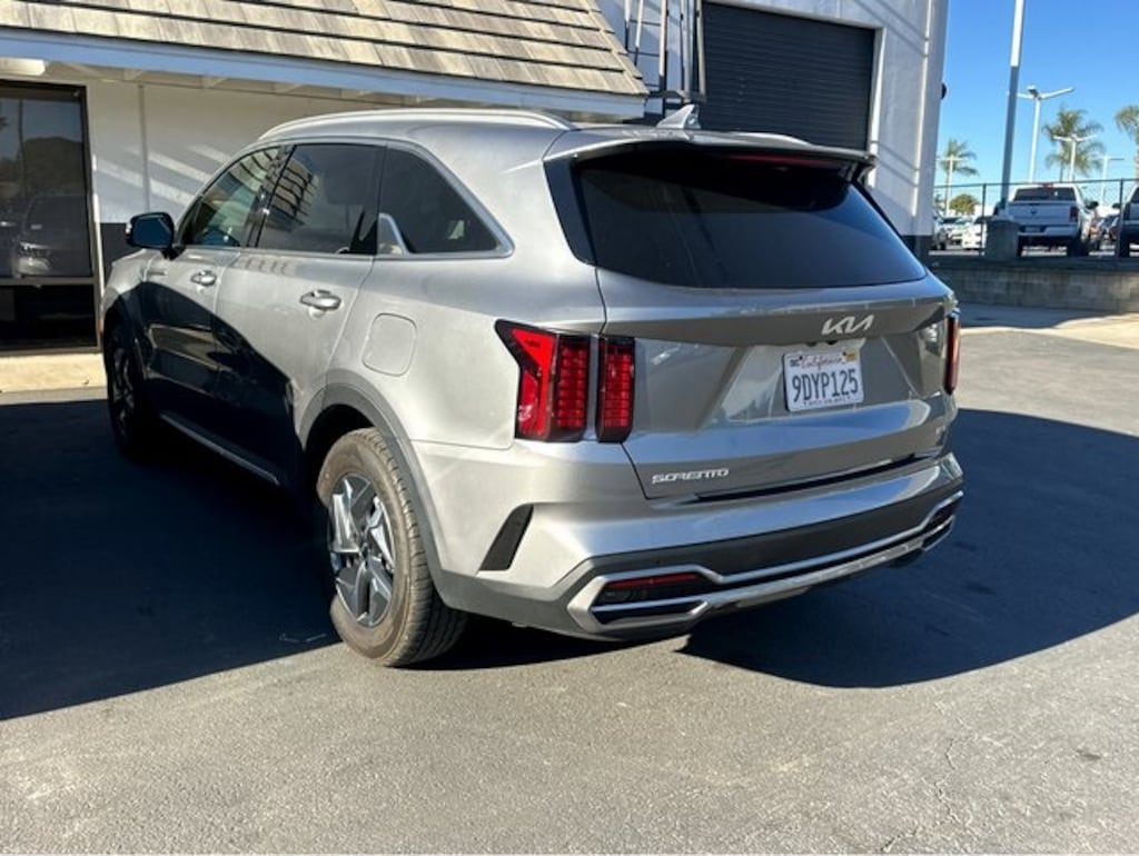 Used 2023 Kia Sorento Hybrid EX SUV
