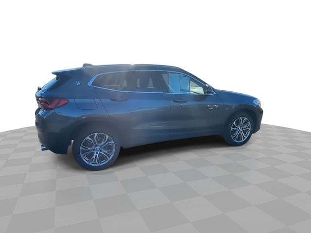 2021 BMW X2 sDrive28i photo 3