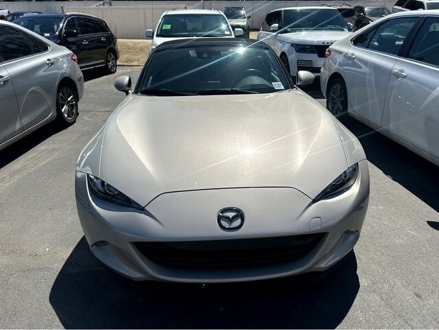 2023 Mazda MX-5 Miata Miata Grand Touring photo 2